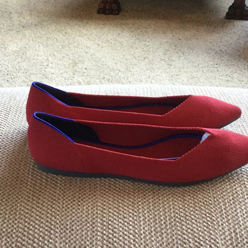 NWOT Rothy’s Point Red Flats - Picture 3 of 5